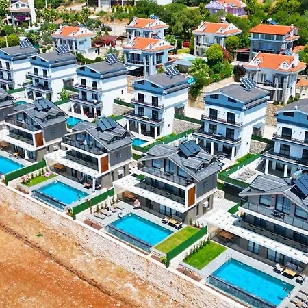 Villa Via Life-1 *